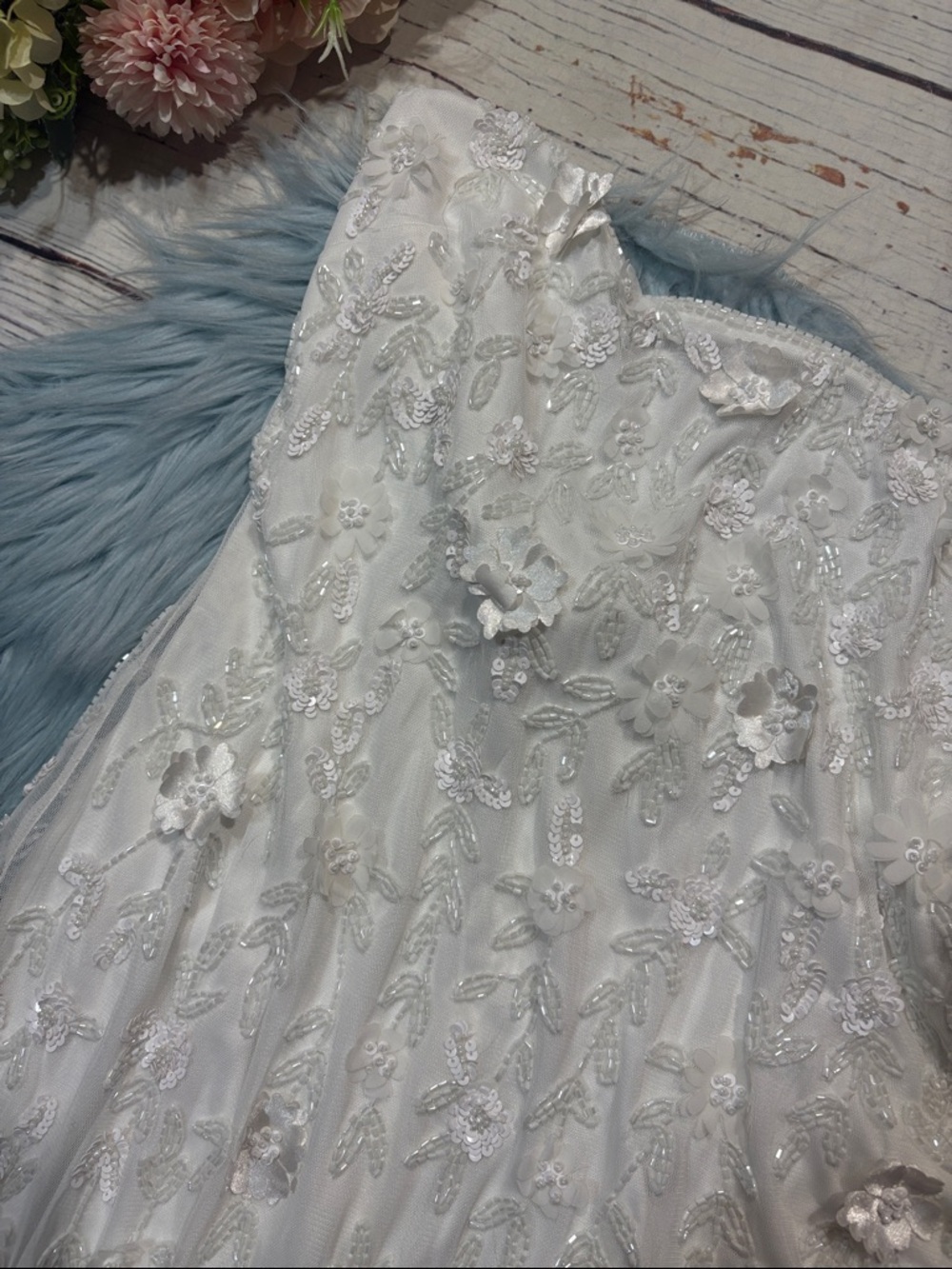 NWT Lulus Extraordinary Glamour White 3D Floral Beaded Backless Maxi Dress - Picture 11 of 11